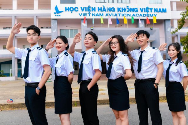 500 suất học bổng mỗi năm đào tạo nhân lực sân bay Long Thành cho sinh viên cư trú tại Đồng Nai - Ảnh 1.