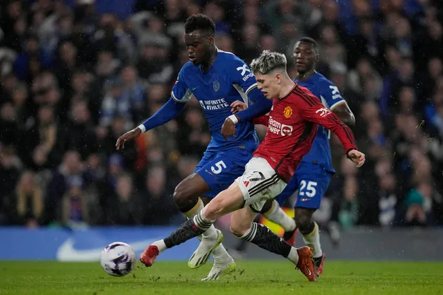 Chelsea giành chiến thắng kịch tính trước Manchester United - Ảnh 2. Chelsea giành chiến thắng kịch tính trước Manchester United - Ảnh 2.