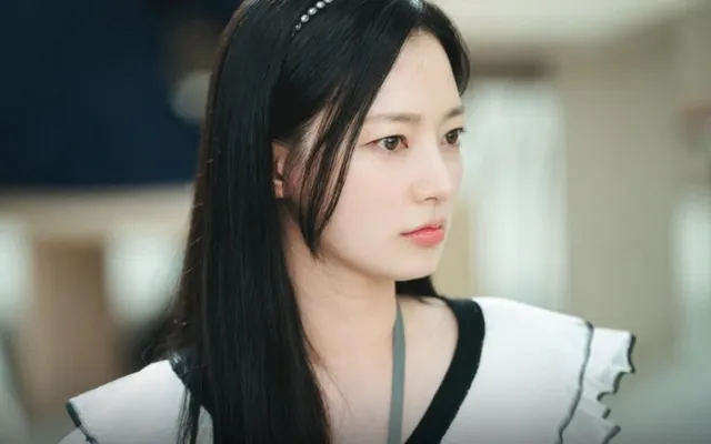 Jennie (BLACKPINK) ra nhạc mới, thêm nạn nhân tố Song Ha Yoon bạo lực học đường - Ảnh 3.