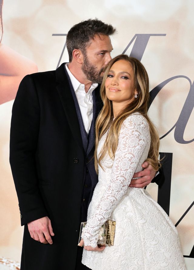 Hôn nhân của Ben Affleck và Jennifer Lopez đang gặp khủng hoảng? - Ảnh 1.