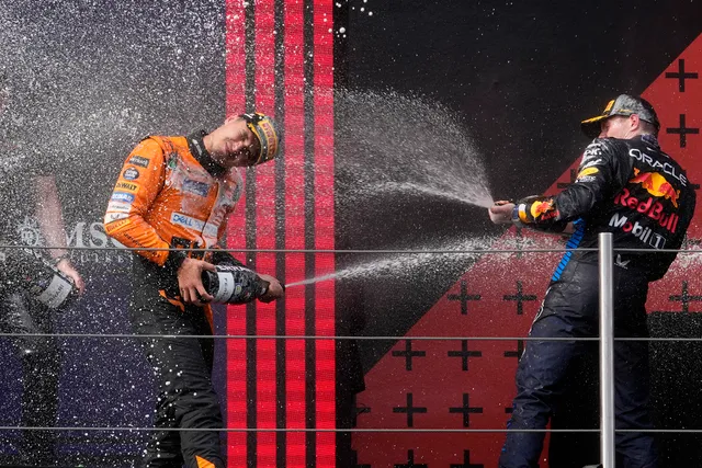 Đua xe F1 | Max Verstappen giành chiến thắng kịch tính tại GP Emilia Romagna - Ảnh 3.