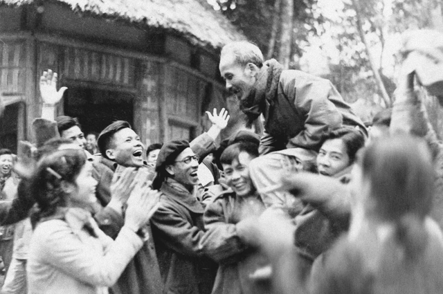 Đại đoàn kết toàn dân tộc - Vấn đề được Chủ tịch Hồ Chí Minh quan tâm hàng đầu - Ảnh 1.