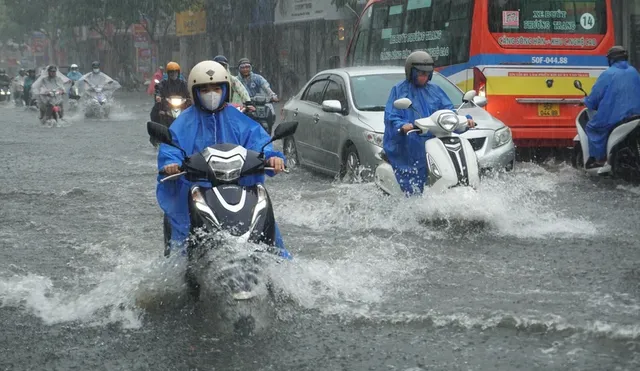 Nguy cơ tái diễn ngập úng ở các thành phố do mưa lớn - Ảnh 1.