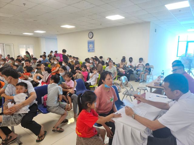 Hơn 2000 trẻ em được khám sàng lọc bệnh tim bẩm sinh tại tỉnh Thái Bình - Ảnh 3.