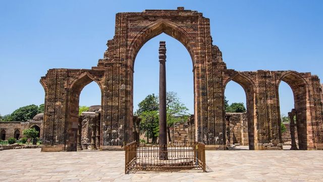 Bí ẩn: cây cột sắt tồn tại hơn 1600 năm ở Ấn Độ nhưng chưa bị gỉ sét - Ảnh 1.