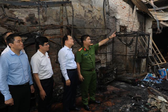 Chủ tịch HĐND TP Hà Nội yêu cầu quận Cầu Giấy rà soát lại công tác phòng cháy chữa cháy - Ảnh 1.