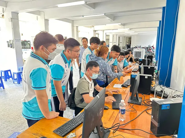 Ngày mai, gần 4.000 thí sinh bước vào kỳ thi tuyển sinh lớp 10 đầu tiên ở TP Hồ Chí Minh - Ảnh 1.