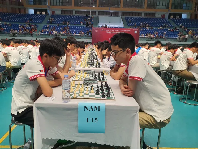 Gần 1300 kỳ thủ góp mặt ở Giải vô địch cờ vua trẻ quốc gia   - Ảnh 1.