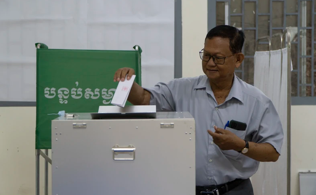 Campuchia tiến hành bầu cử cấp địa phương - Ảnh 2.