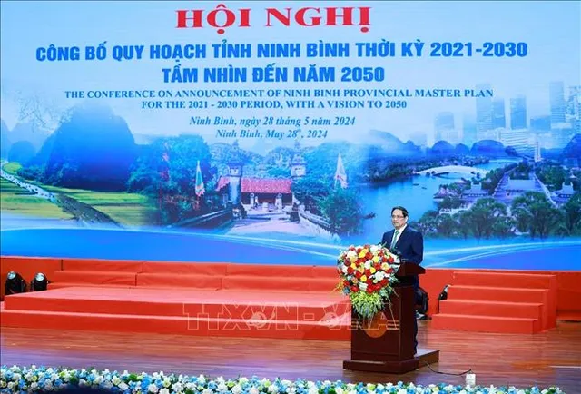 Thủ tướng: Ninh Bình phải thực hiện Quy hoạch với 1 trọng tâm, 2 quyết tâm, 3 động lực - Ảnh 1.