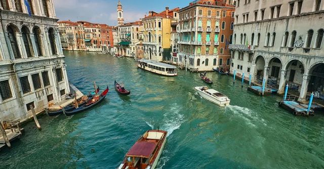 Phí vào cửa du lịch mới của Venice vừa có hiệu lực và những điều du khách cần biết - Ảnh 1.