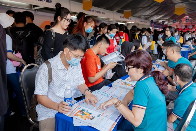TP Hồ Chí Minh tổ chức Ngày hội tuyển sinh, hướng nghiệp giáo dục nghề nghiệp năm 2024 - Ảnh 1.