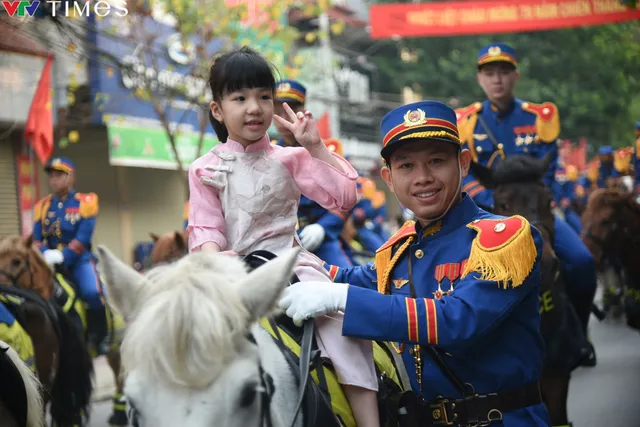Người dân Điện Biên nô nức đến xem tổng duyệt Lễ kỷ niệm 70 năm Chiến thắng Điện Biên Phủ - Ảnh 10. Người dân Điện Biên nô nức đến xem tổng duyệt Lễ kỷ niệm 70 năm Chiến thắng Điện Biên Phủ - Ảnh 10.