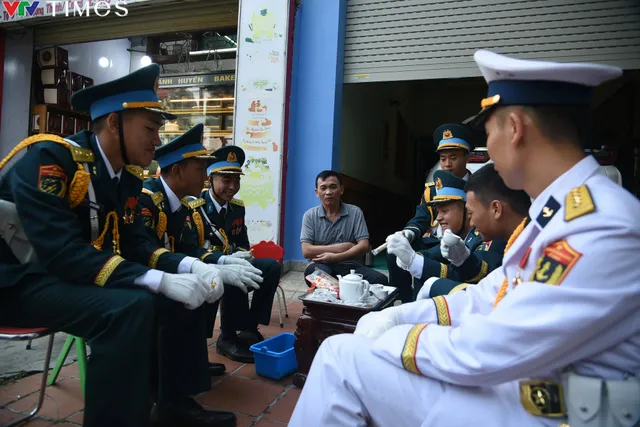 Người dân Điện Biên nô nức đến xem tổng duyệt Lễ kỷ niệm 70 năm Chiến thắng Điện Biên Phủ - Ảnh 12. Người dân Điện Biên nô nức đến xem tổng duyệt Lễ kỷ niệm 70 năm Chiến thắng Điện Biên Phủ - Ảnh 12.