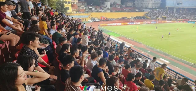 Dư âm trận cầu 6 điểm CAHN – Thép Xanh Nam Định: Sắc màu Hỉ, nộ, ái, ố trong một trận cầu ngoại hạng - Ảnh 2. Dư âm trận cầu 6 điểm CAHN – Thép Xanh Nam Định: Sắc màu Hỉ, nộ, ái, ố trong một trận cầu ngoại hạng - Ảnh 2.