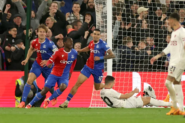 Manchester United thua sốc Crystal Palace - Ảnh 2.