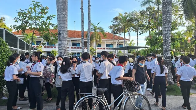 Hơn 22.000 thí sinh An Giang bước vào Kỳ thi tuyển sinh lớp 10 - Ảnh 1.