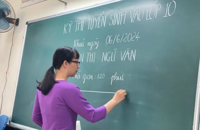 Sau cải cách tiền lương, giáo viên được bổ sung hai khoản phụ cấp mới - Ảnh 1.