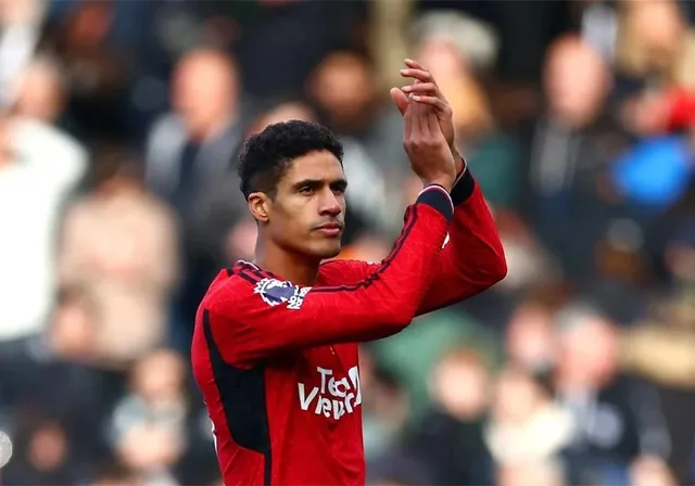 Manchester United chia tay một loạt cầu thủ - Ảnh 2.