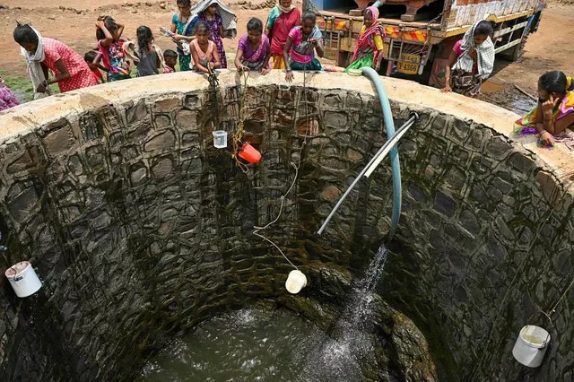 Nông thôn Ấn Độ khô hạn vì các đô thị hút hết nước - Ảnh 1.