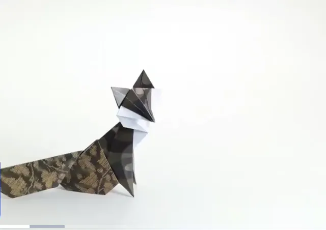 Chàng trai Việt thành công với nghệ thuật gấp giấy Origami - Ảnh 2.