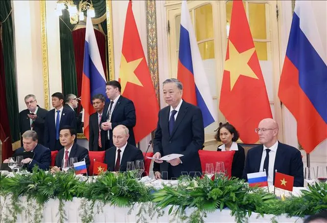 Chủ tịch nước Tô Lâm chủ trì chiêu đãi trọng thể Tổng thống Nga Vladimir Putin - Ảnh 2.