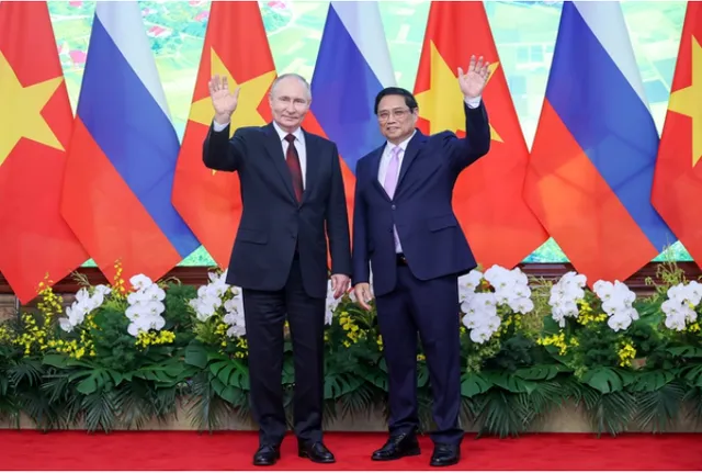 Thủ tướng Phạm Minh Chính hội kiến Tổng thống Nga Vladimir Putin - Ảnh 3.