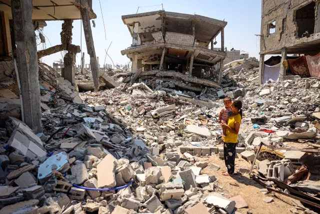 Ít nhất 42 người thiệt mạng trong các cuộc tấn công của Israel ở miền Bắc Dải Gaza - Ảnh 1.
