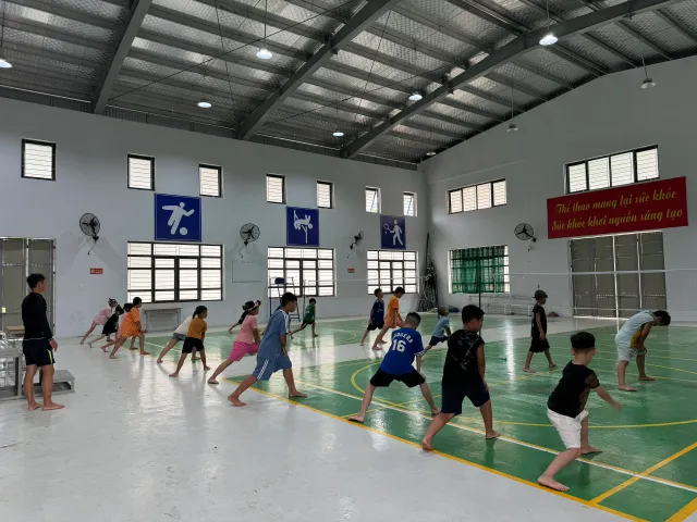 Quảng Ninh: Nhiều sân chơi bổ ích cho trẻ dịp hè - Ảnh 4.