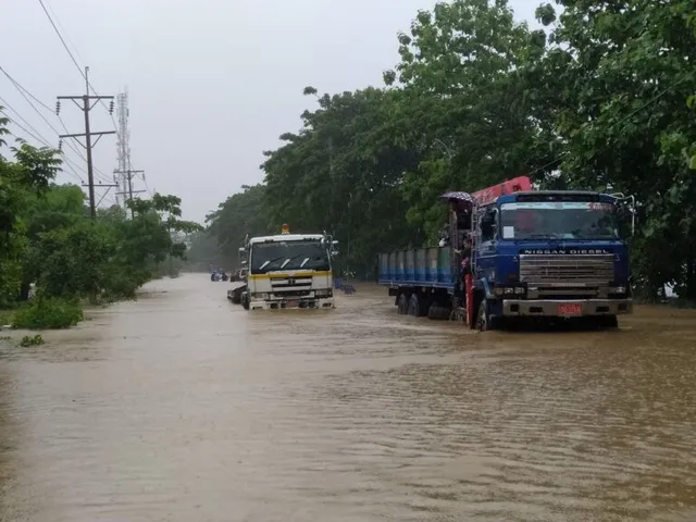 Myanmar ban hành cảnh báo lũ lụt do mưa lớn suốt nhiều ngày - Ảnh 1.