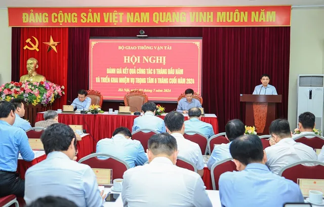 Giải ngân mức cao, Bộ GTVT nỗ lực đưa nhiều dự án cao tốc về đích sớm - Ảnh 1.