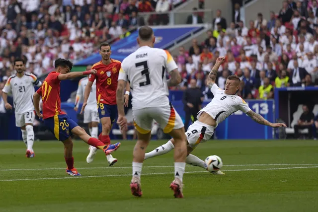 Tiền vệ Pedri của Tây Ban Nha có khả năng phải tạm rời Euro 2024 - Ảnh 1. Tiền vệ Pedri của Tây Ban Nha có khả năng phải tạm rời Euro 2024 - Ảnh 1.