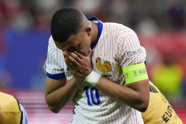 Kylian Mbappé gặp khó khăn tại Euro 2024 nhưng không ngăn được Pháp tiến đến chức vô địch - Ảnh 1.