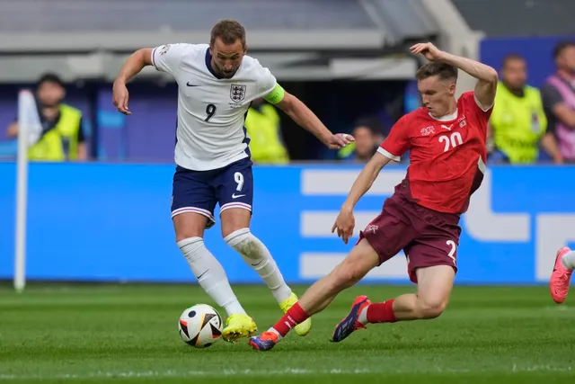 Chuyên gia Anh: Harry Kane đang trở thành Ronaldo của Tam Sư - Ảnh 1.