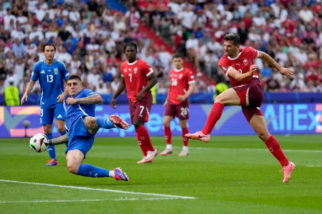 Italia có thể bị thu hồi quyền đăng cai Euro 2032 - Ảnh 2. Italia có thể bị thu hồi quyền đăng cai Euro 2032 - Ảnh 2.