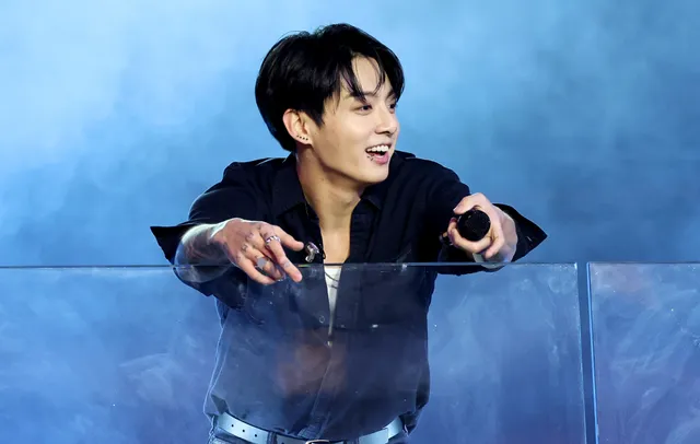 Jungkook sắp ra mắt phim tài liệu chiếu rạp? - Ảnh 1.