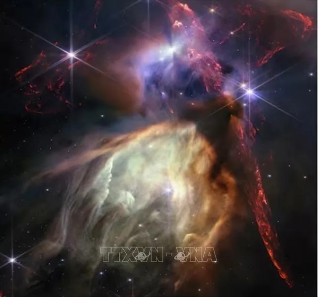 Kính thiên văn James Webb ghi lại cảnh hợp nhất các thiên hà - Ảnh 1.