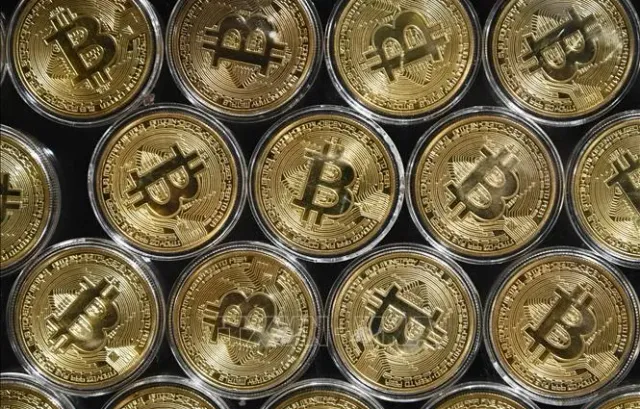 Bitcoin chạm ngưỡng 96.500 USD - Ảnh 1.