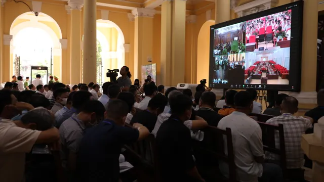 TP Hồ Chí Minh: 2 cựu Cục trưởng hầu tòa trong vụ xét xử đại án đăng kiểm - Ảnh 4.