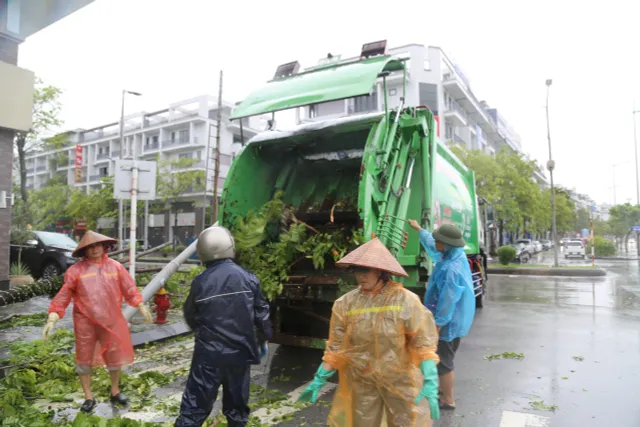 Quảng Ninh đẩy nhanh khắc phục sạt lở, cây đổ nhiều sau bão số 2 - Ảnh 14.