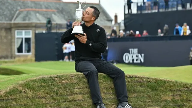 Xander Schauffele vượt qua Rory McIlroy trên BXH thế giới sau chiến thắng tại The Open 2024 - Ảnh 1.