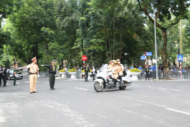 Hà Nội: Bảo đảm trật tự, an toàn giao thông phục vụ Quốc tang Tổng bí thư Nguyễn Phú Trọng - Ảnh 2.