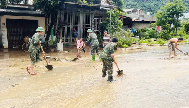 Vượt hơn 80 km đến hỗ trợ người dân Sơn La khắc phục hậu quả mưa lũ - Ảnh 1.