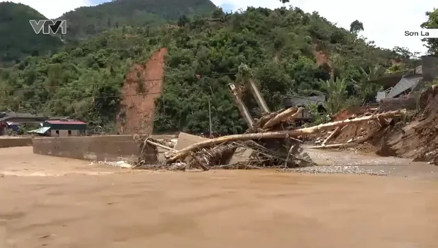 Sơn La: Bản làng tan hoang sau lũ quét và sạt lở đất - Ảnh 5.