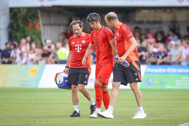 Tân binh Bayern Munich Hiroki Ito gặp chấn thương nặng - Ảnh 1.