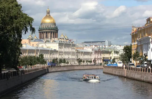 Saint Petersburg đón lượng khách nước ngoài tăng mạnh - Ảnh 1.