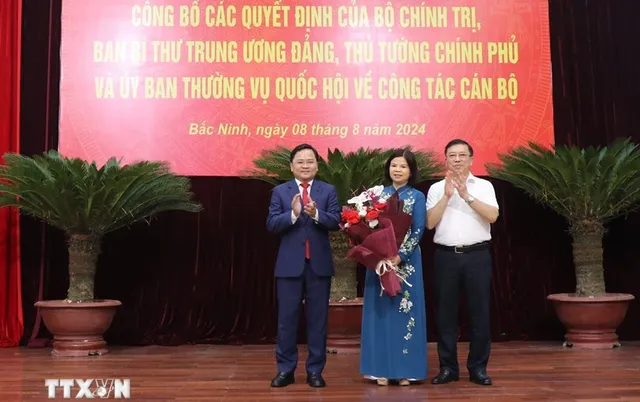 Bắc Ninh công bố các quyết định về công tác cán bộ - Ảnh 1. Bắc Ninh công bố các quyết định về công tác cán bộ - Ảnh 1.