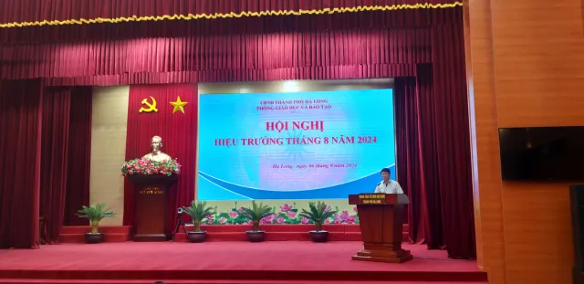 TP Hạ Long phấn đấu 75% số trường đạt chuẩn quốc gia trong năm 2024 - Ảnh 2.