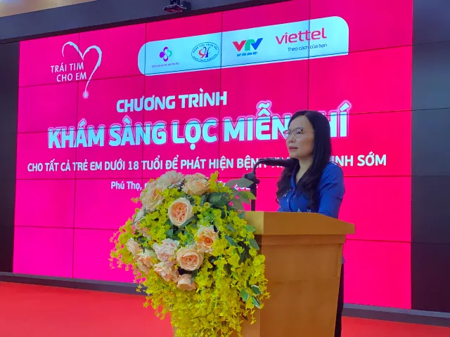 Chương trình “Trái tim cho em” tổ chức khám sàng lọc bệnh tim bẩm sinh tại tỉnh Phú Thọ - Ảnh 4.