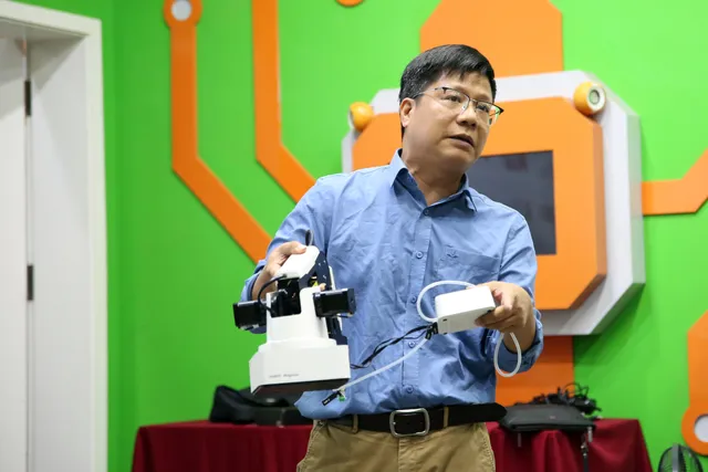 GART Robotics Camp 2024: Khơi dậy niềm đam mê sáng tạo của thiếu niên - Ảnh 4.